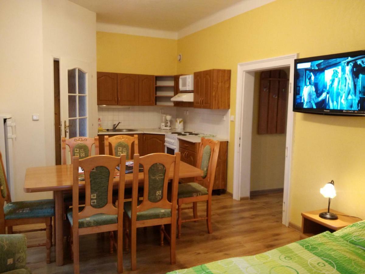 Apartmany Ilona ロキトニツェ・ナト・イゼロウ エクステリア 写真